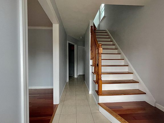 2nd image of 324 Fort Washington Ave