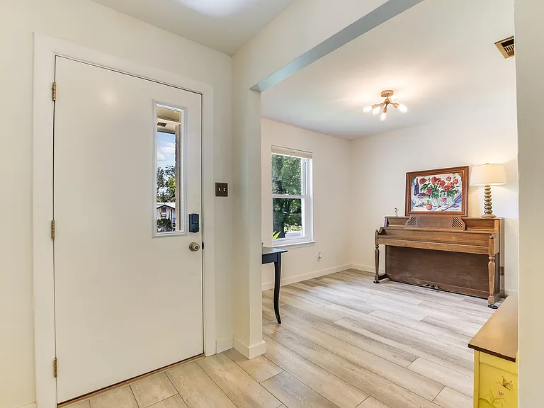 6508 Sunnysky Way — Photo 5