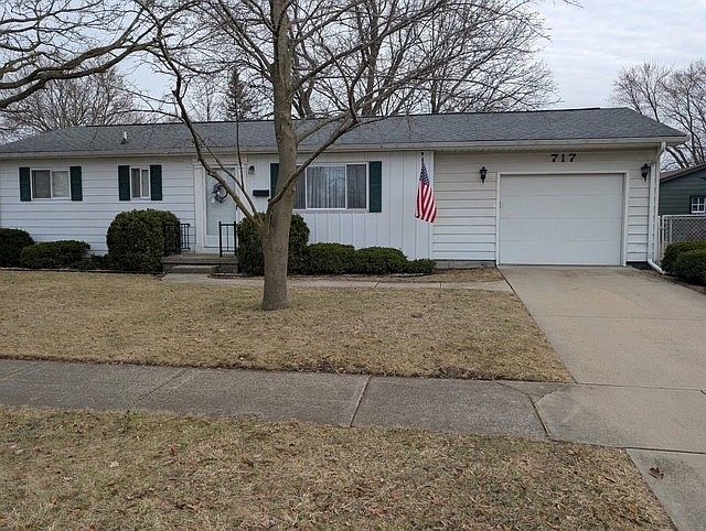 1st image of 717 Fleetwood Dr