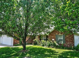 207 Collins Ct, Ashland, MO 65010