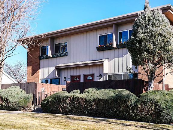 3rd image of 2808 Eaton St