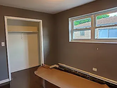 3 bed, 1200 sqft, $2,400 — Photo 2