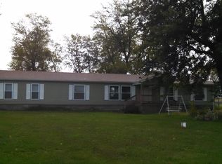 1356 N 2100 East Rd, Assumption, IL 62510