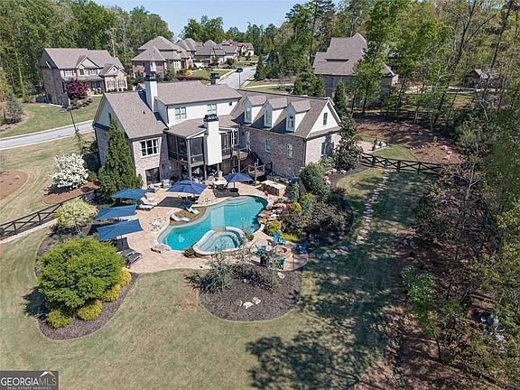 3rd image of 4256 Alba Ln