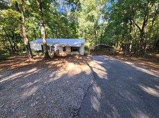 746 Danny Palmer Rd, Cleveland, GA 30528