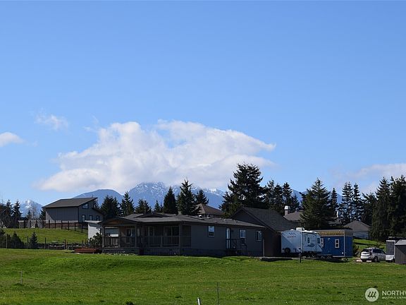 5th image of 260 Secluded Way