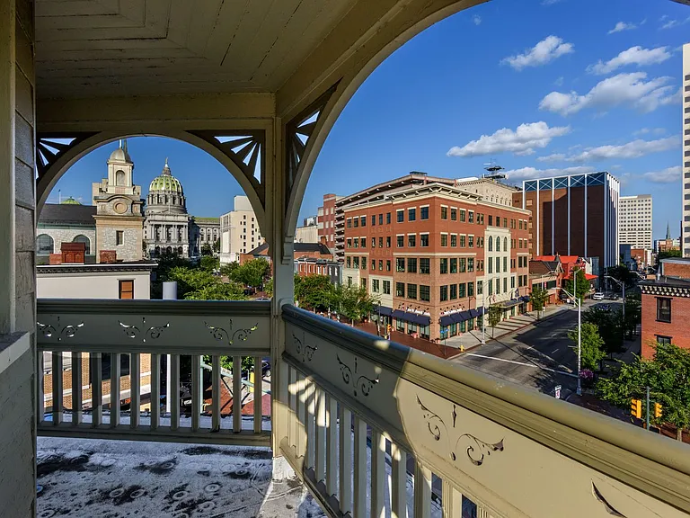 132 State St — Photo 27