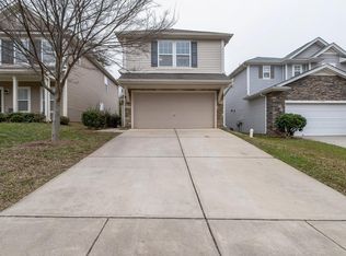 5912 Raisin Tree Ln, Charlotte, NC 28215