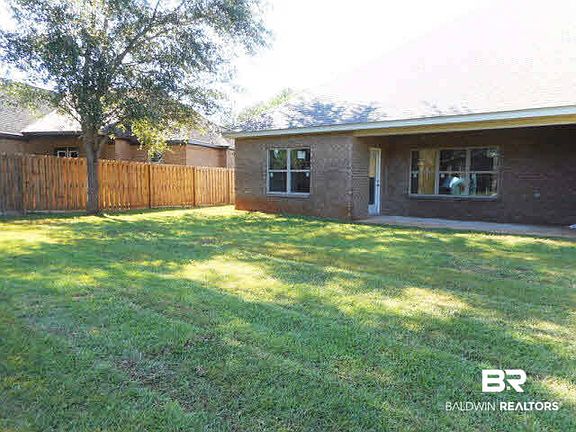 3rd image of 554 N Station Dr