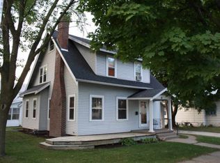 101 E Carroll St, Portage, WI 53901