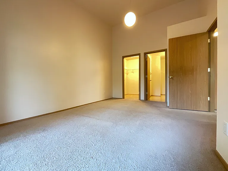 17726 12th Ave NE #104 — Photo 5