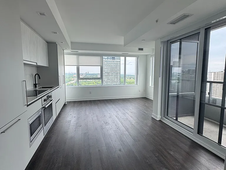609 Sherbourne St #2909 — Photo 3