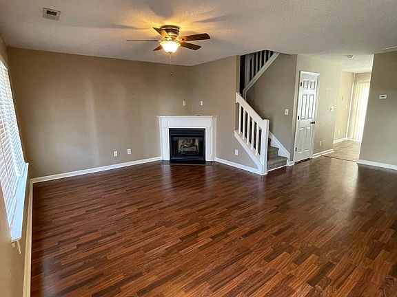 3rd image of 6318 Inkberry Dr