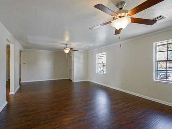 5th image of 4423 Vixen St