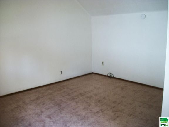 4th image of 1020 Park Ave