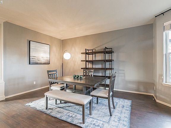 5th image of 4800 NE 50th Ct