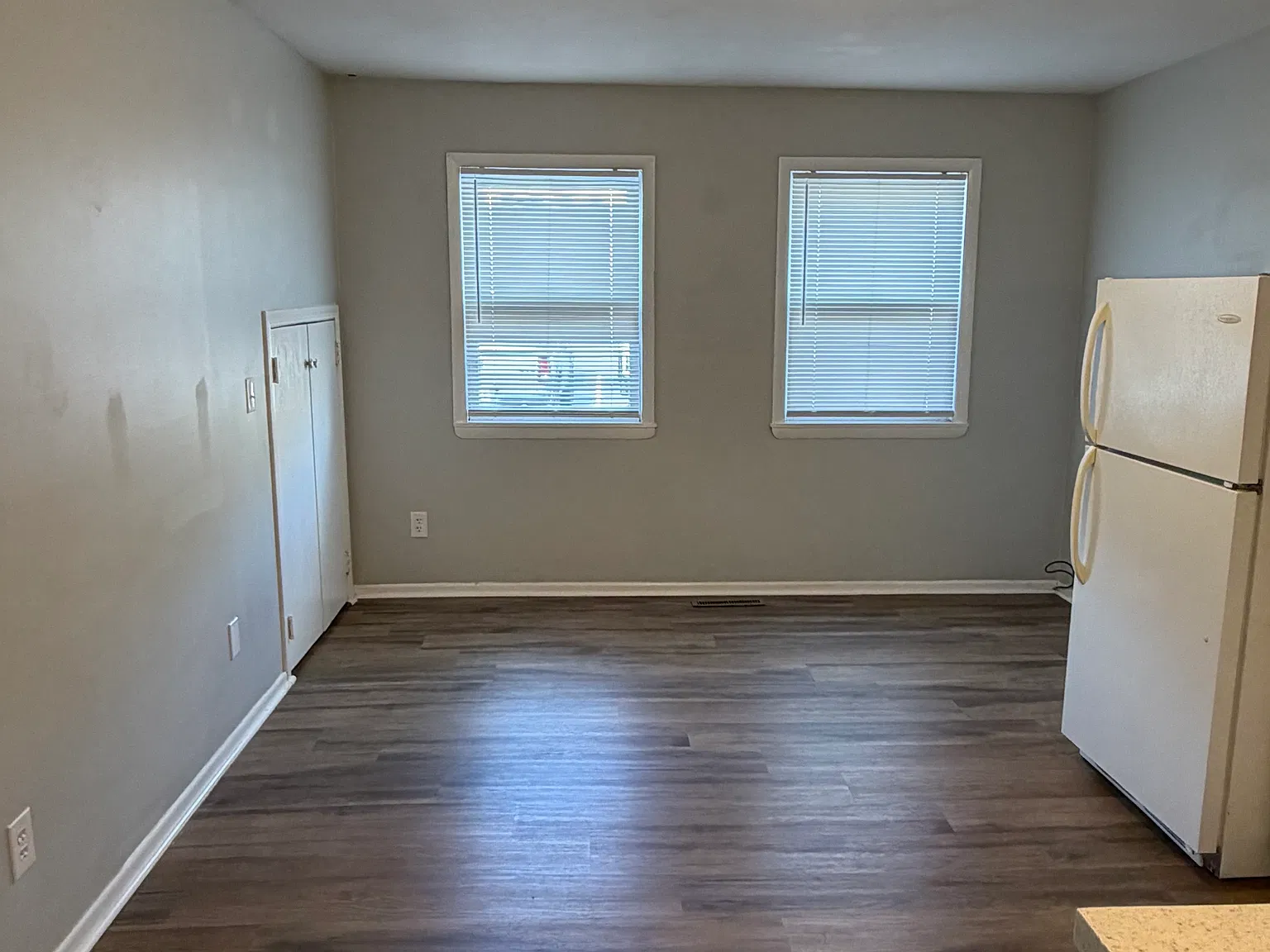 1 bed, 550 sqft, $1,050 — Photo 3