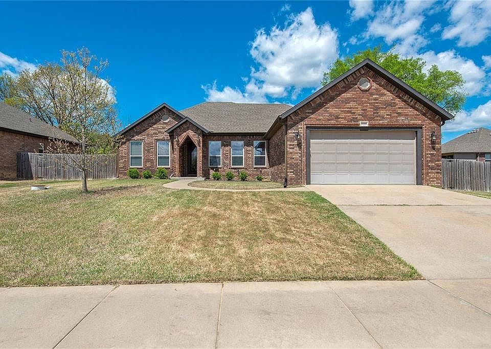 1st image of 3110 Ika Ln