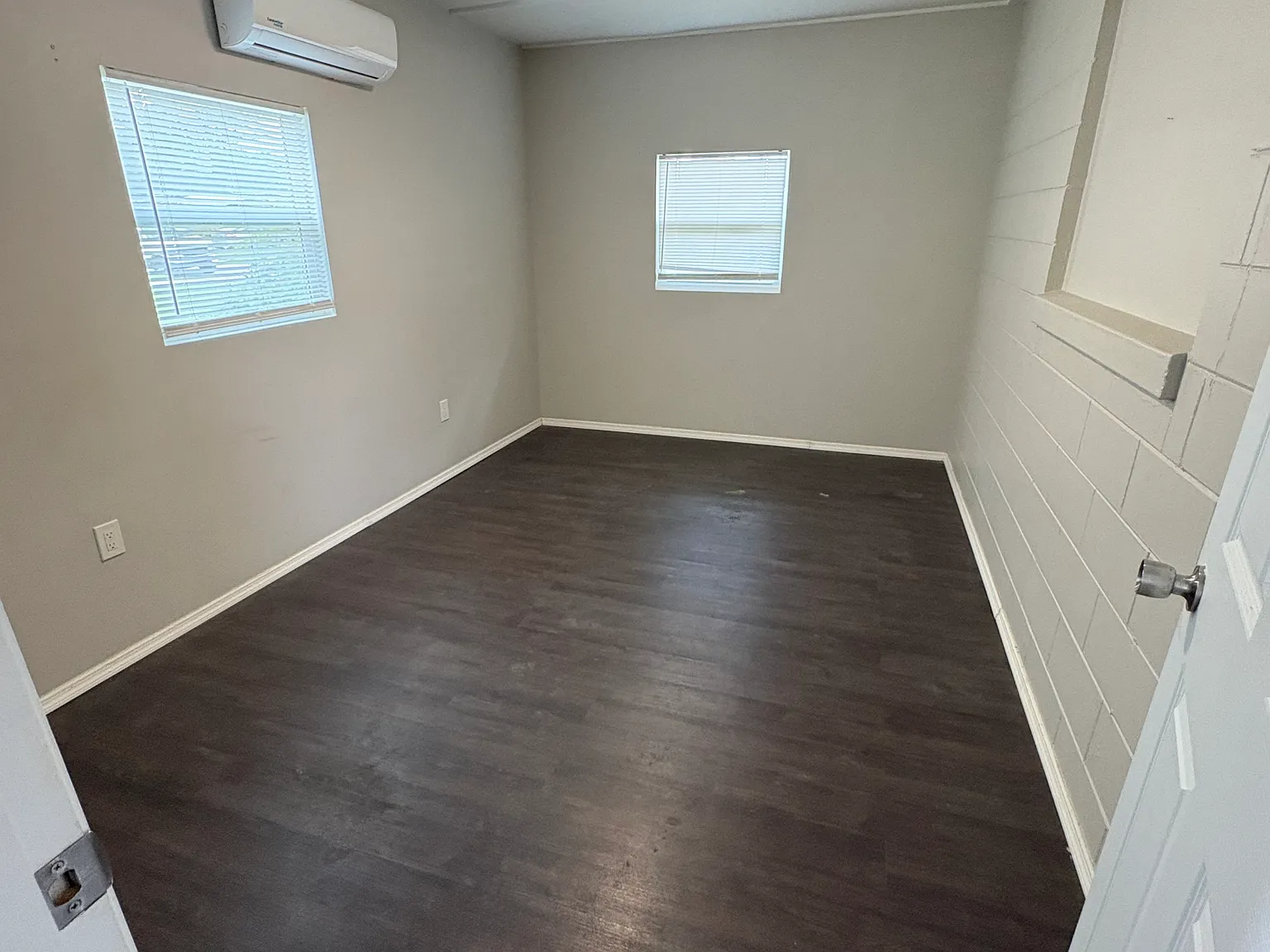 4 bed, 1300 sqft, $2,200 — Photo 4