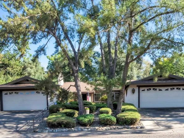 7700-7702 Southcliff Dr, Fair Oaks, CA 95628