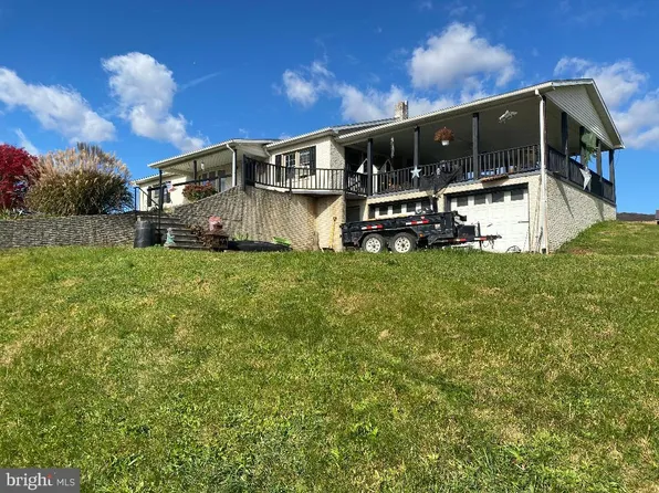 8815 Licking Creek Rd, Mifflintown, PA 17059