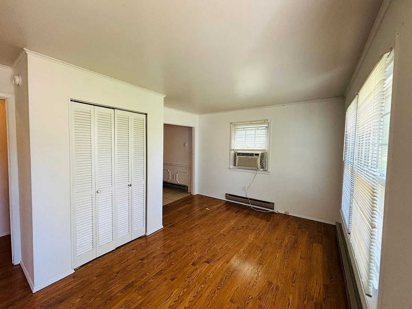 2 Bedroom 1 bath Duplex — Photo 2