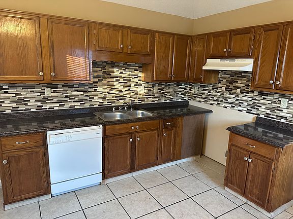 2nd image of 4818 Gadwall Dr W