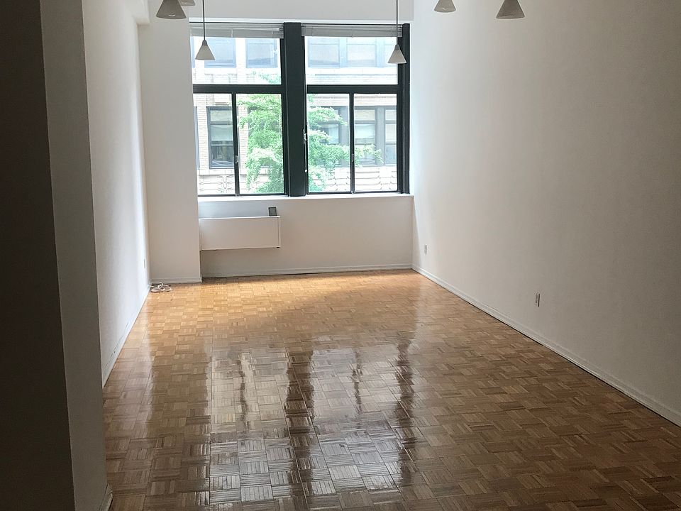 1st image of 310 E 46th St APT 4T