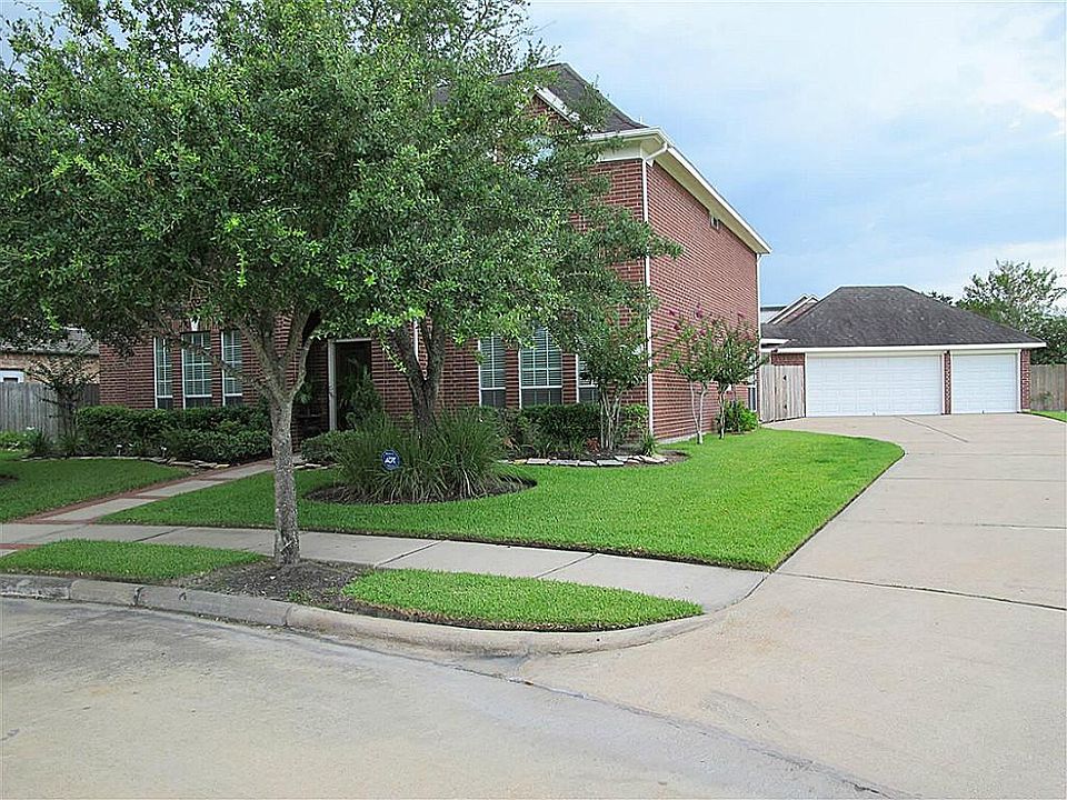1st image of 2719 Sabine Ct