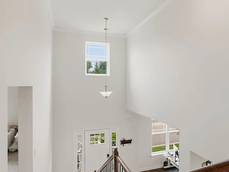 1101 Knobcrest Ct — Photo 17