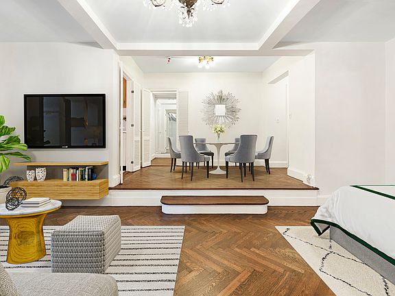 3rd image of 336 W End Ave APT 3F