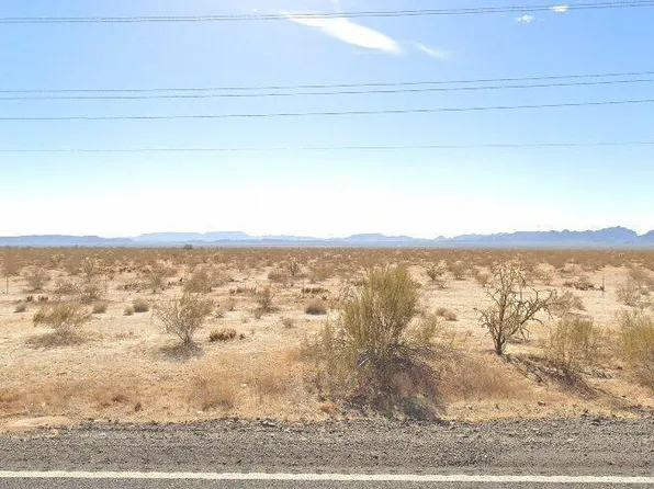 35152 CATTLE Lane #12, Bouse, AZ 85325