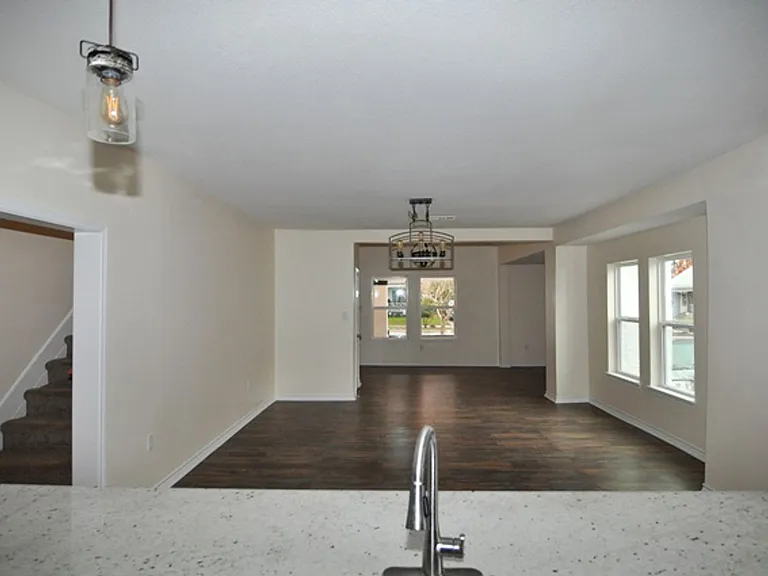 3225 S Adams St — Photo 11
