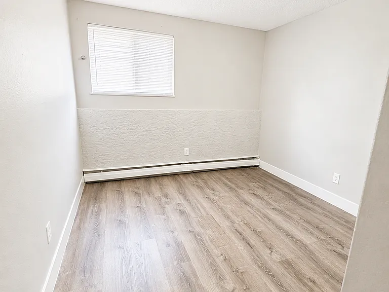 3604 E Uintah St #B10 — Photo 5