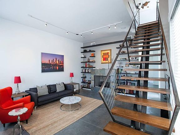5th image of 1817 E 5th Ave