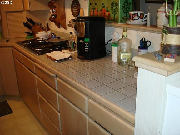 3rd image of 13804 NW 10th Ct APT A