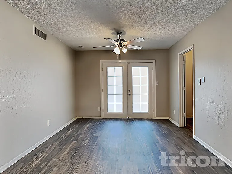 7805 W Cora Ln — Photo 4