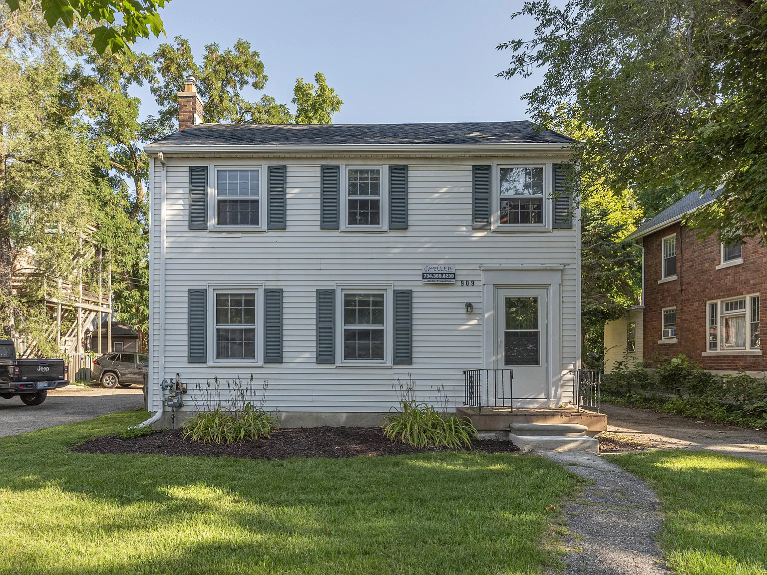 909 E Ann - 1 — Photo 1