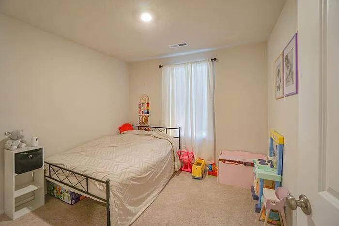 10521 NE 121st Ave — Photo 17