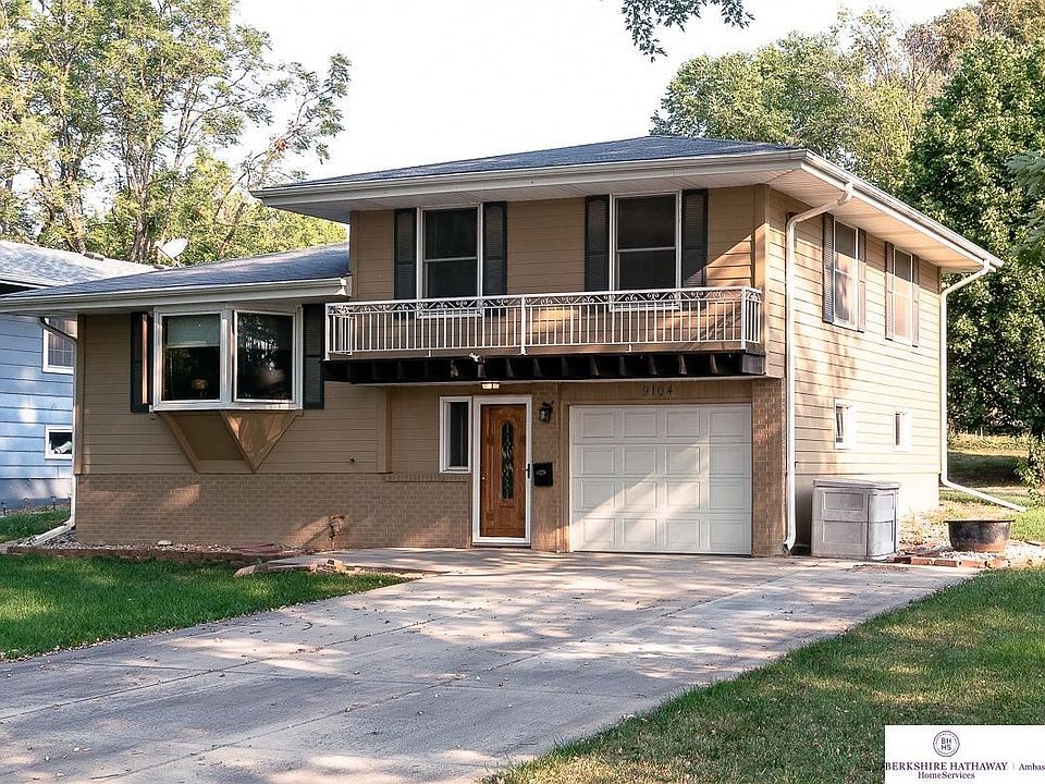 1st image of 9104 Meadow Dr