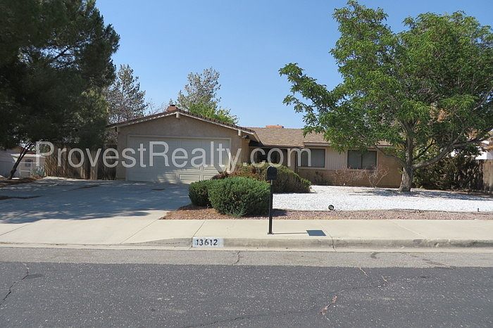 1st image of 13612 Oakmont Dr