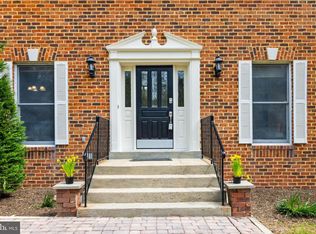 9119 Mountain Valley Rd, Fairfax Station, VA 22039