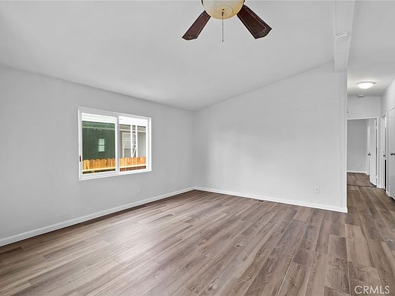 3rd image of 80 E Dawes St Space 10