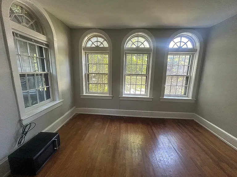 2254 Bryn Mawr Ave #3 — Photo 20