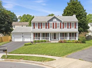 1404 Rock Ridge Ct, Herndon, VA 20170
