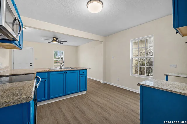 2619 E Houston St — Photo 8