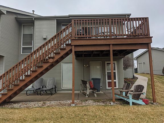 4th image of 15606 Josephine St