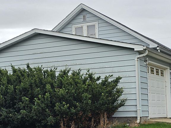 3rd image of 340 Hanson St