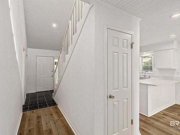 4th image of 1701 Regency Rd APT 120