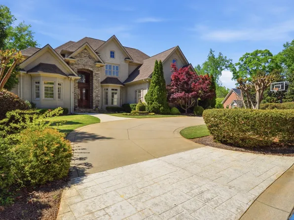 9 Collins Crest Ct, Greenville, SC 29607